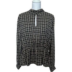 NWT DR2 Geometric Button Neck blouse, Black w/Tan & White Geometric Desi…
